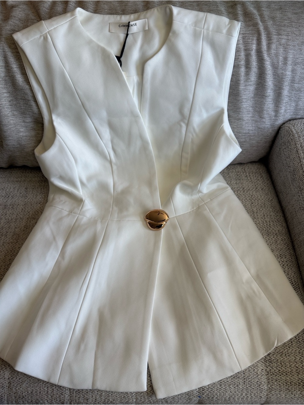 NWT Commense white single button v-neck vest